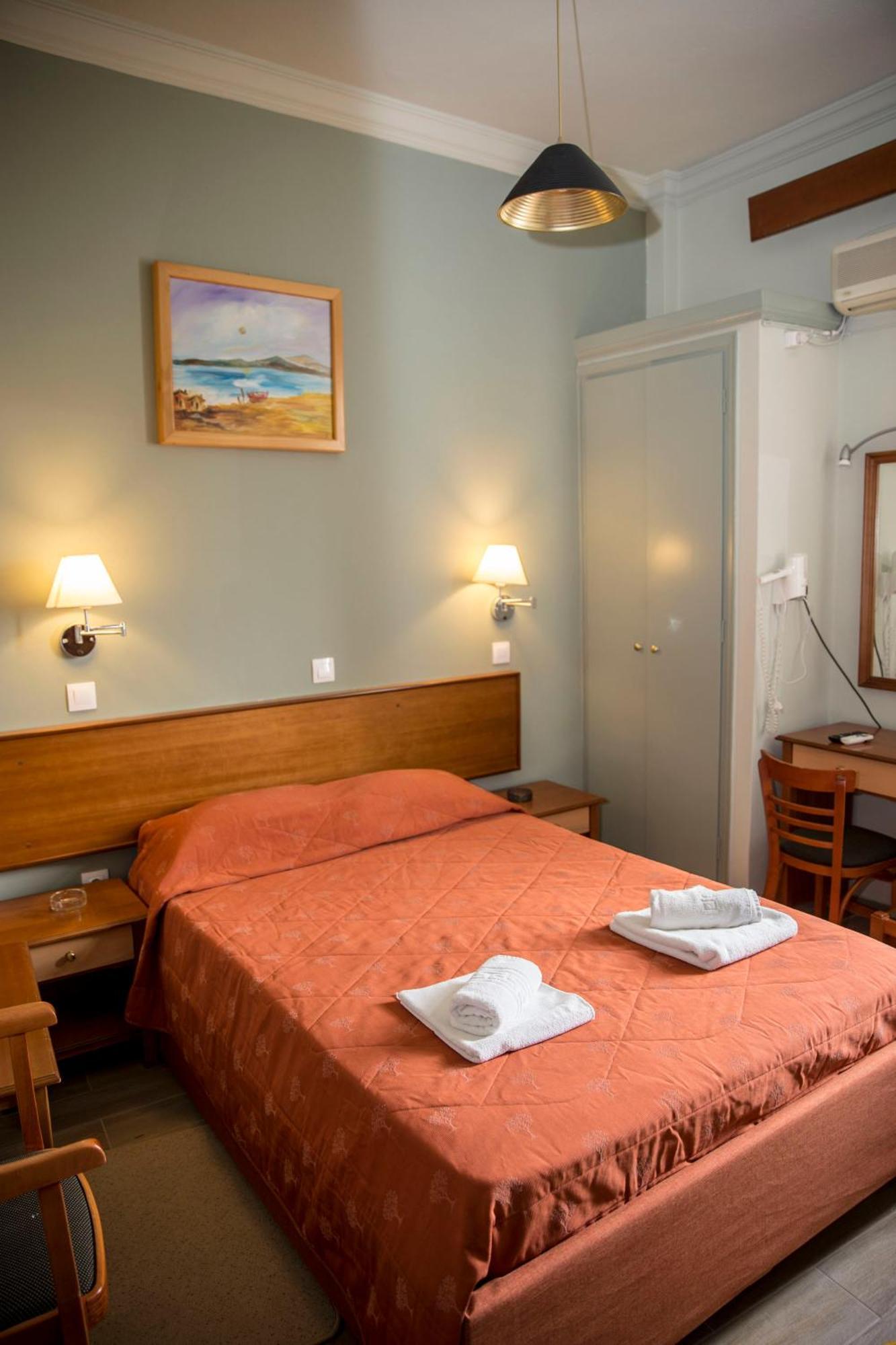 Togias Hotel Aegina Kültér fotó